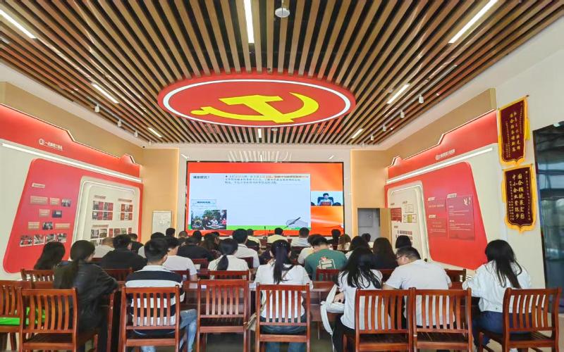 强化思想引领，践行使命担当